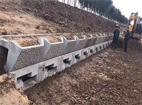 魚巢式護(hù)坡模具
