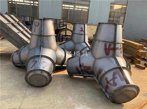 四角椎體防波堤模具_(dá)簡介