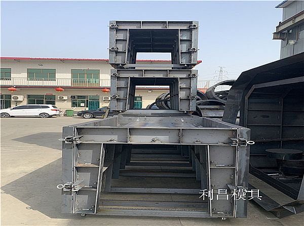 矩形槽模具如何適應現(xiàn)代化步伐