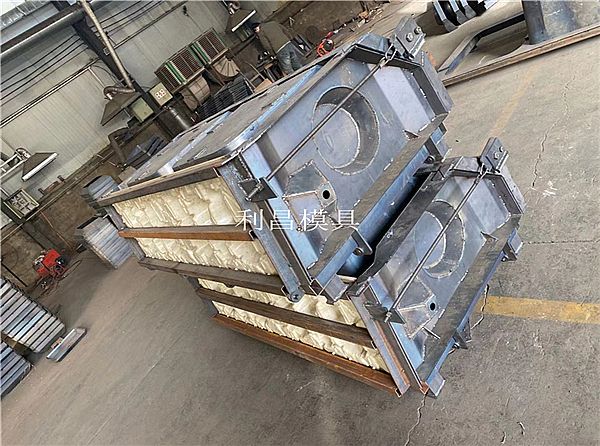 階梯式生態(tài)護坡鋼模具